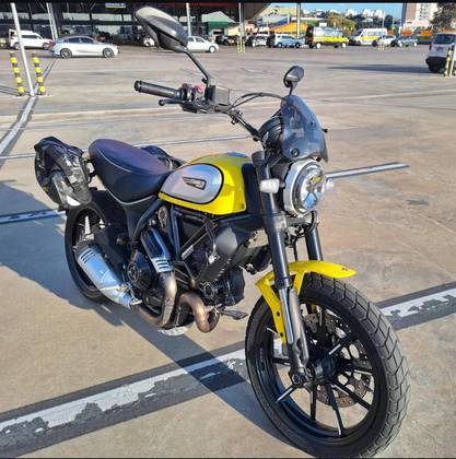 DUCATI SCRAMBLER ICON 